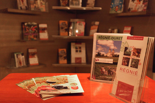 brochures infos tourisme beaujolais regnie-durette